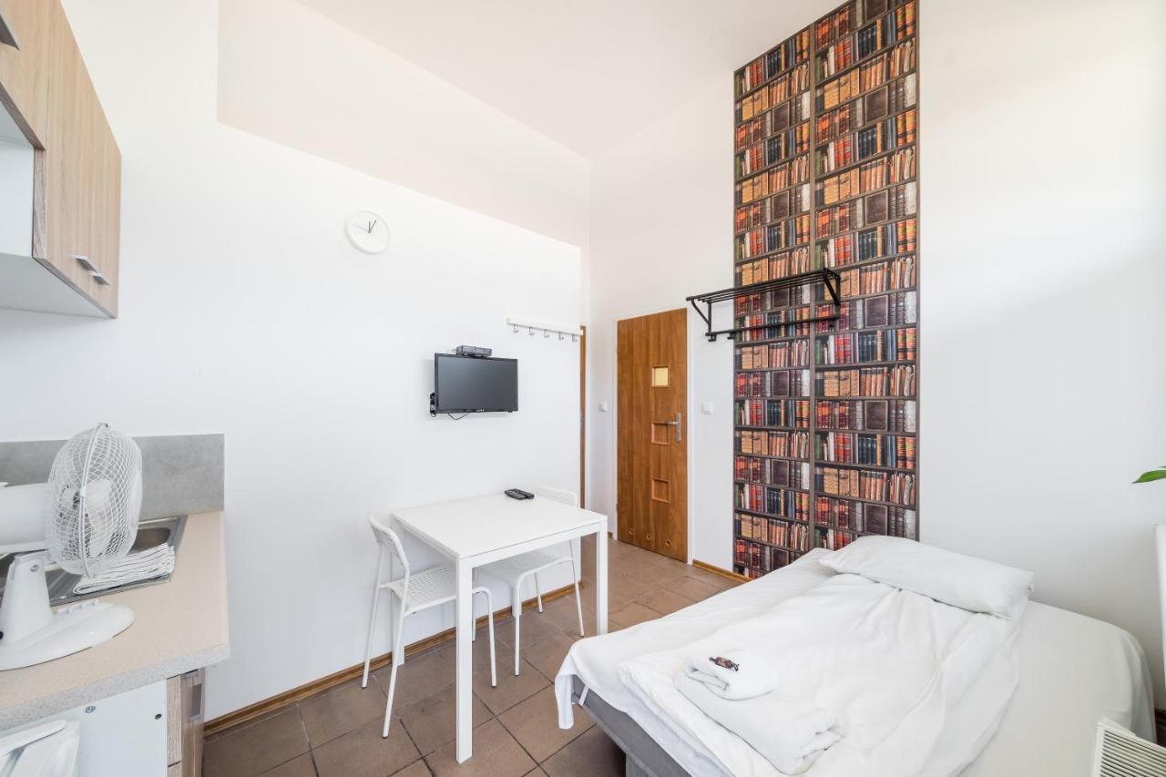 Jm Rooms Lubicz II Cracóvia Exterior foto